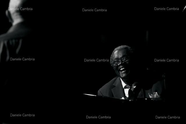 Hugh Masekela (8)